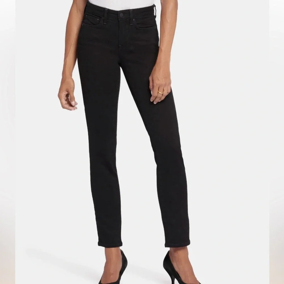 NYDJ Sheri Slim Jeans in Black - Size 8 - Picture 1 of 9